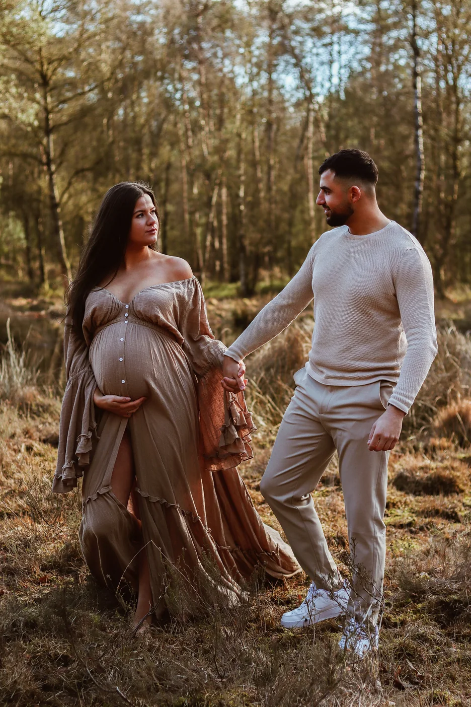 Zwangerschapsshoot in het bos